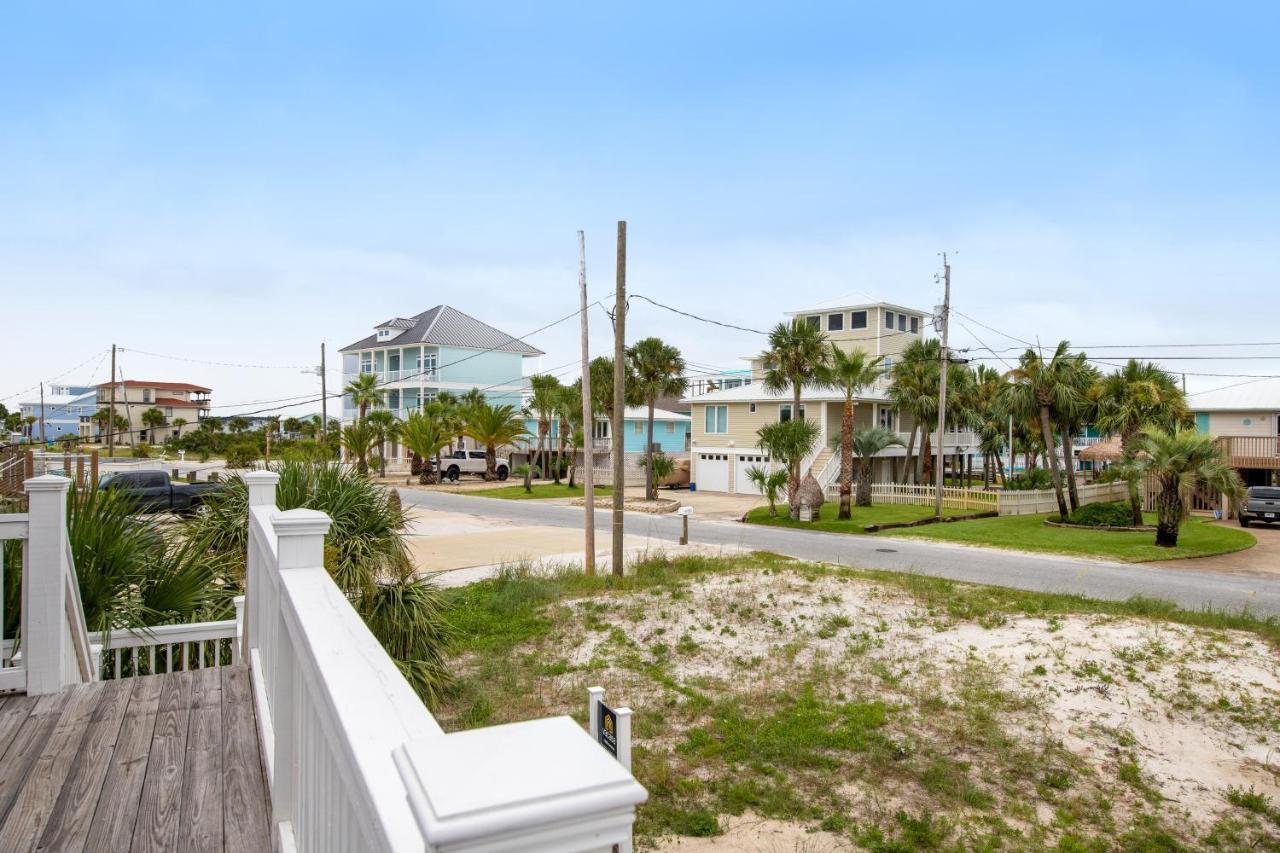 Island Cafe Navarre Exterior photo